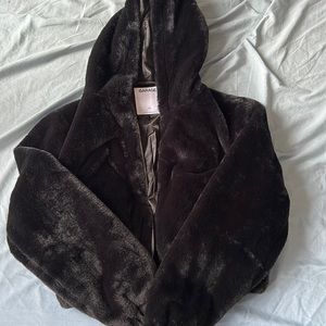 Crop faux fur Garage light bomber jacket